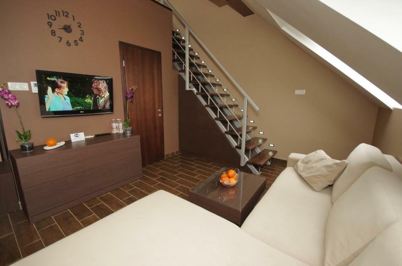 Royal Residence Apartments Gyula Exterior foto